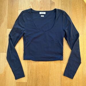 Babaton Contour Scoopneck Longsleeve